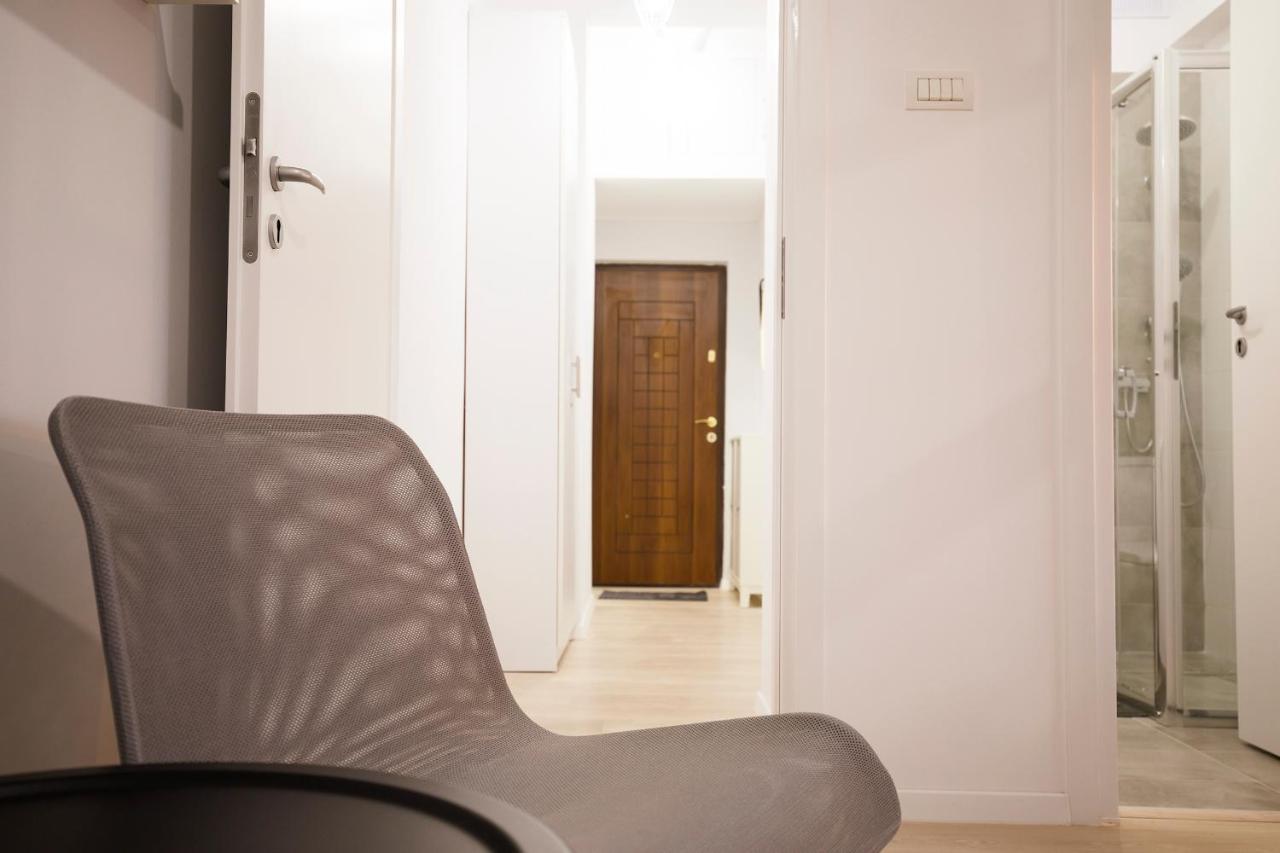 Ideal Studio Bucureşti Exterior foto